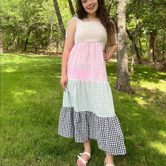 Dresses & Skirts - Color block Dress